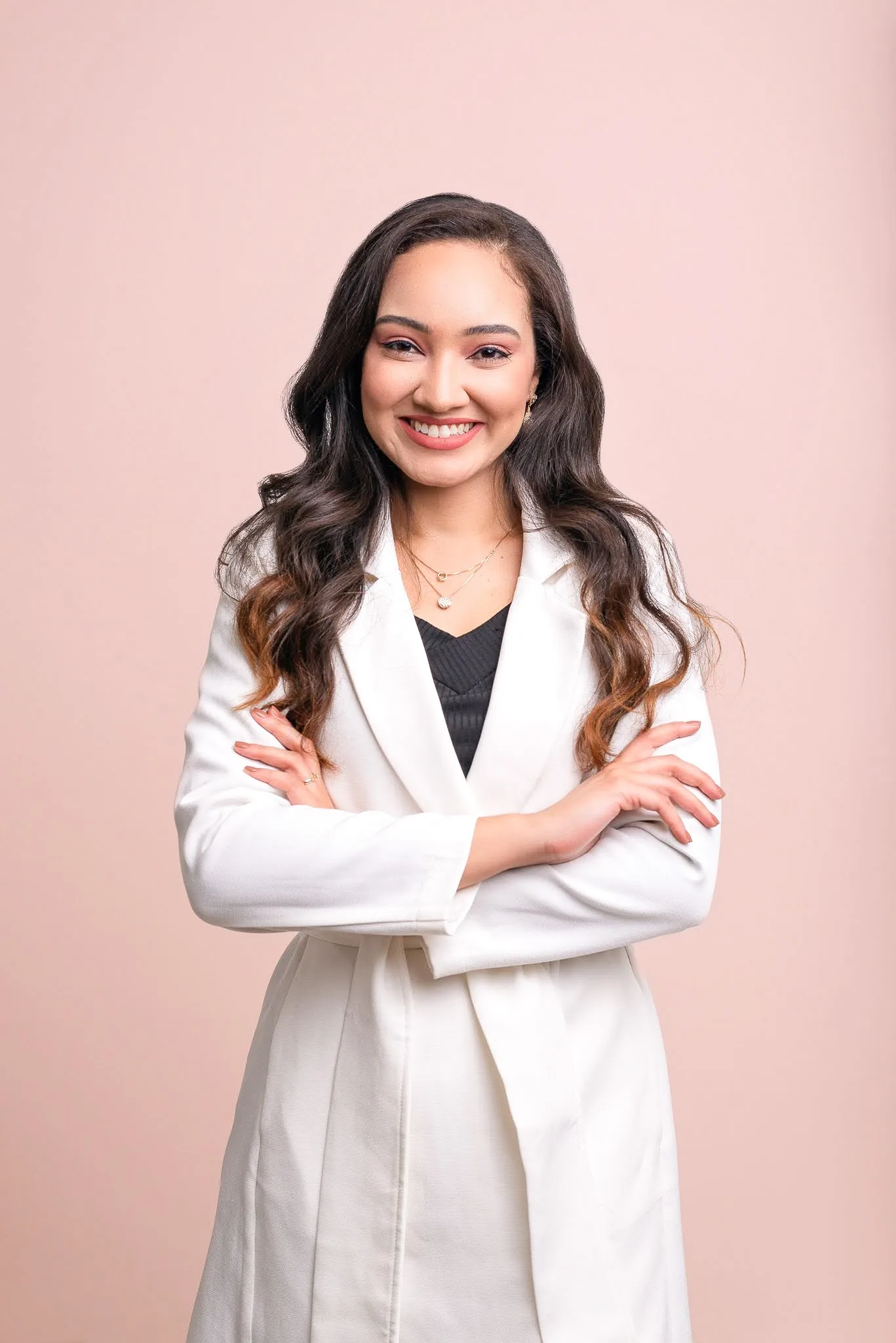 Adeisa Camargos - biomédica esteta - especialista em peelings, preenchimento labial, bioestimuladores de colágeno e botox