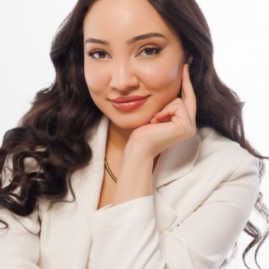 Bio Adeisa Camargos bio