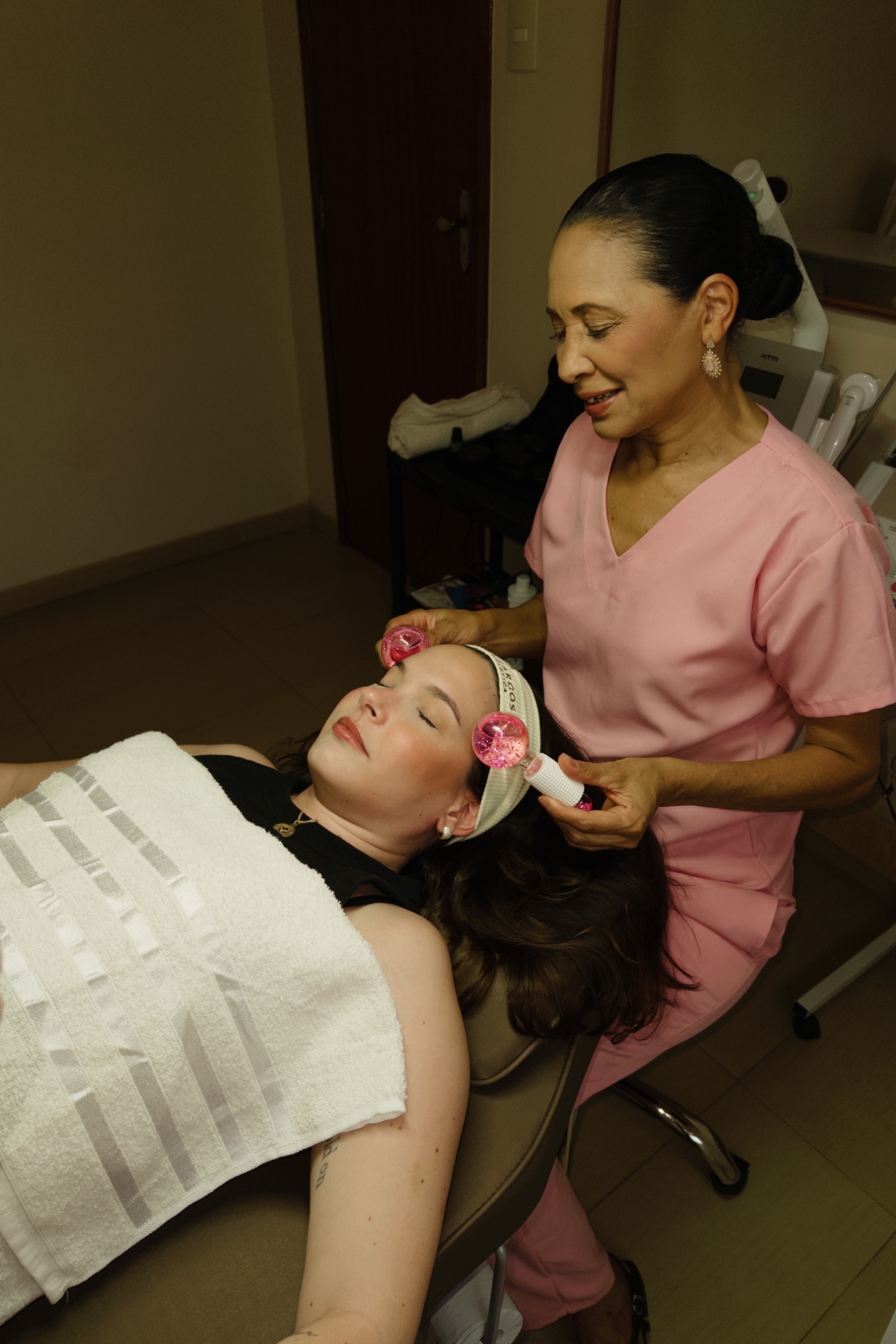 Adeísa Camargos - Clínica de Estética Avançada e Harmonização Facial em Betim e Região Adeisa Camargos,clínica de estética