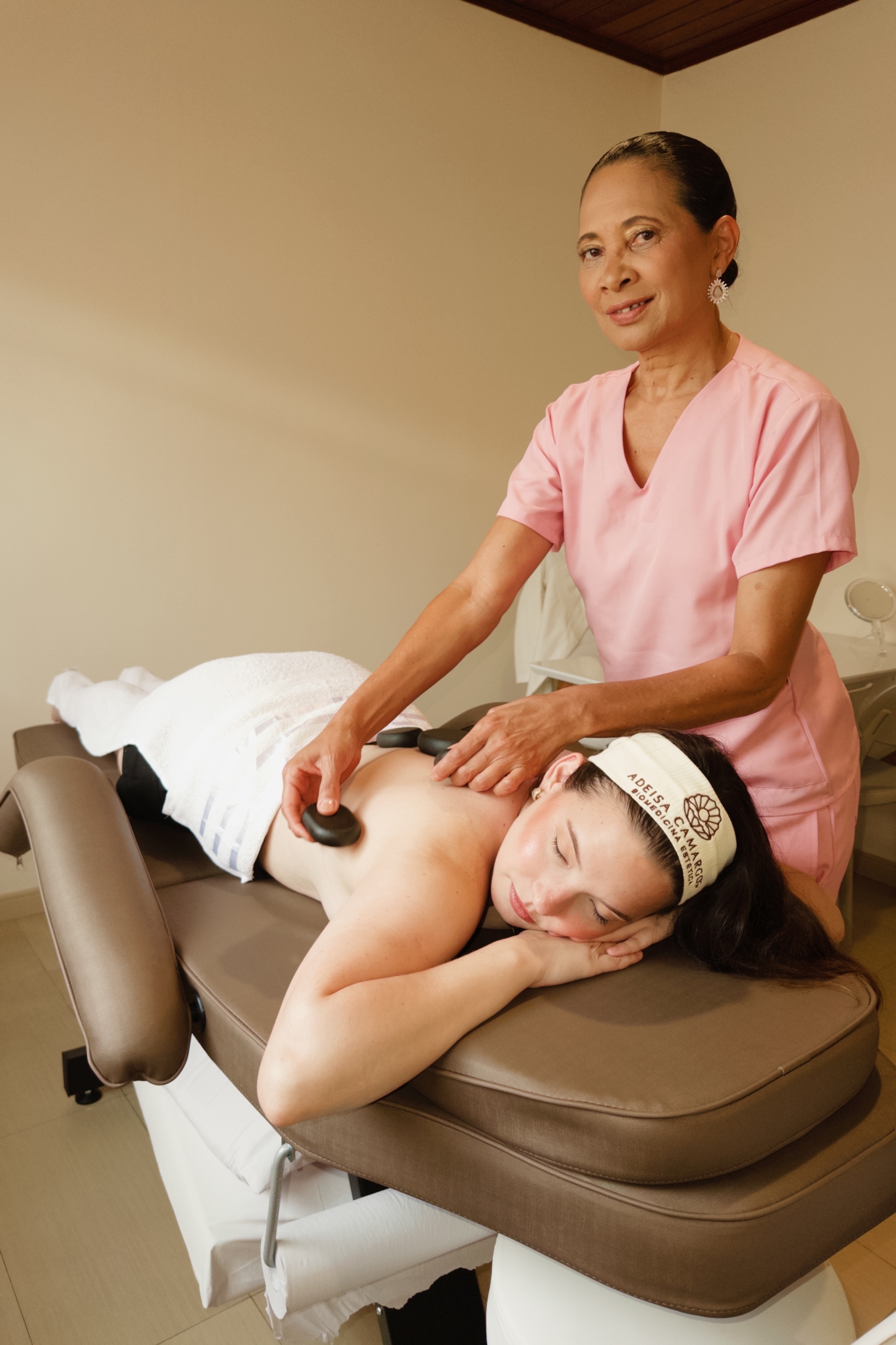 Adeísa Camargos - Clínica de Estética Avançada e Harmonização Facial em Betim e Região Adeisa Camargos,clínica de estética