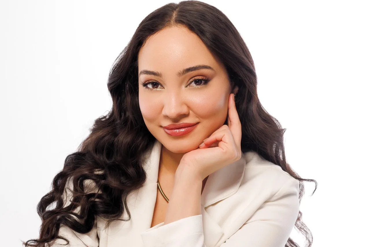 Menos é Mais: Como Conquistar Lábios Volumosos sem Parecer Artificial Adeisa Camargos,clínica de estética